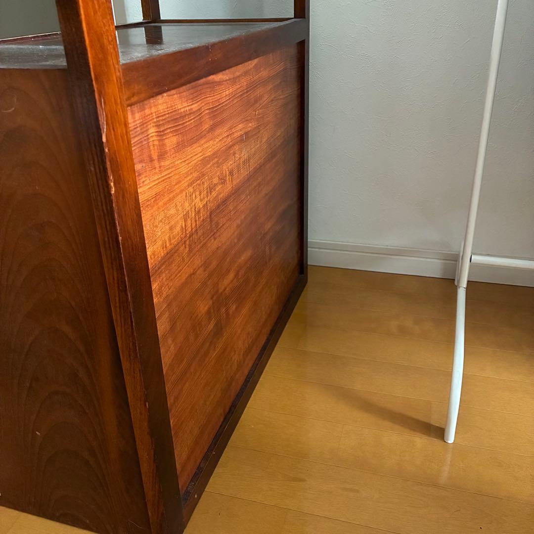 昭和レトロな木製キャビネット 調整可能な棚付き