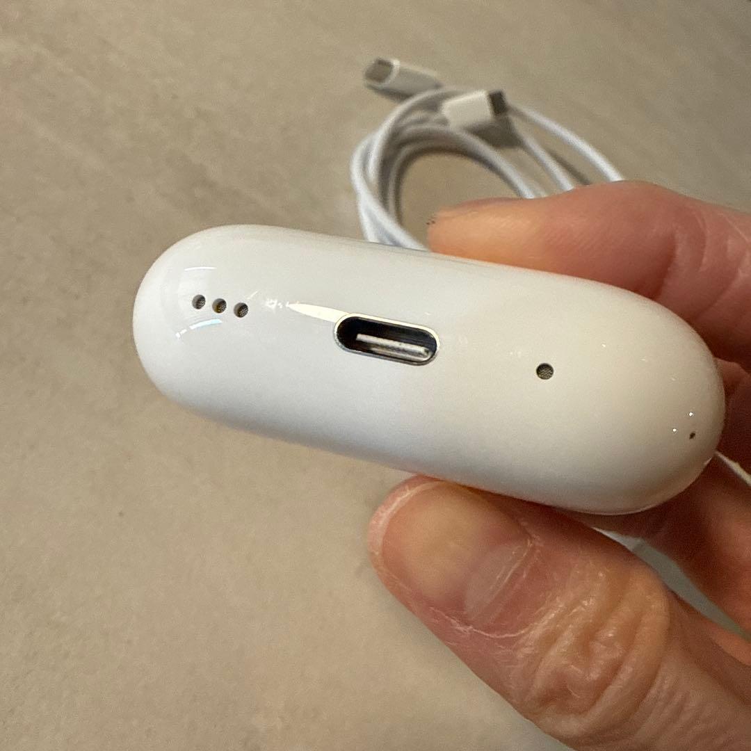 AirPods Pro(第2世代) 充電ケース付き EMC8396