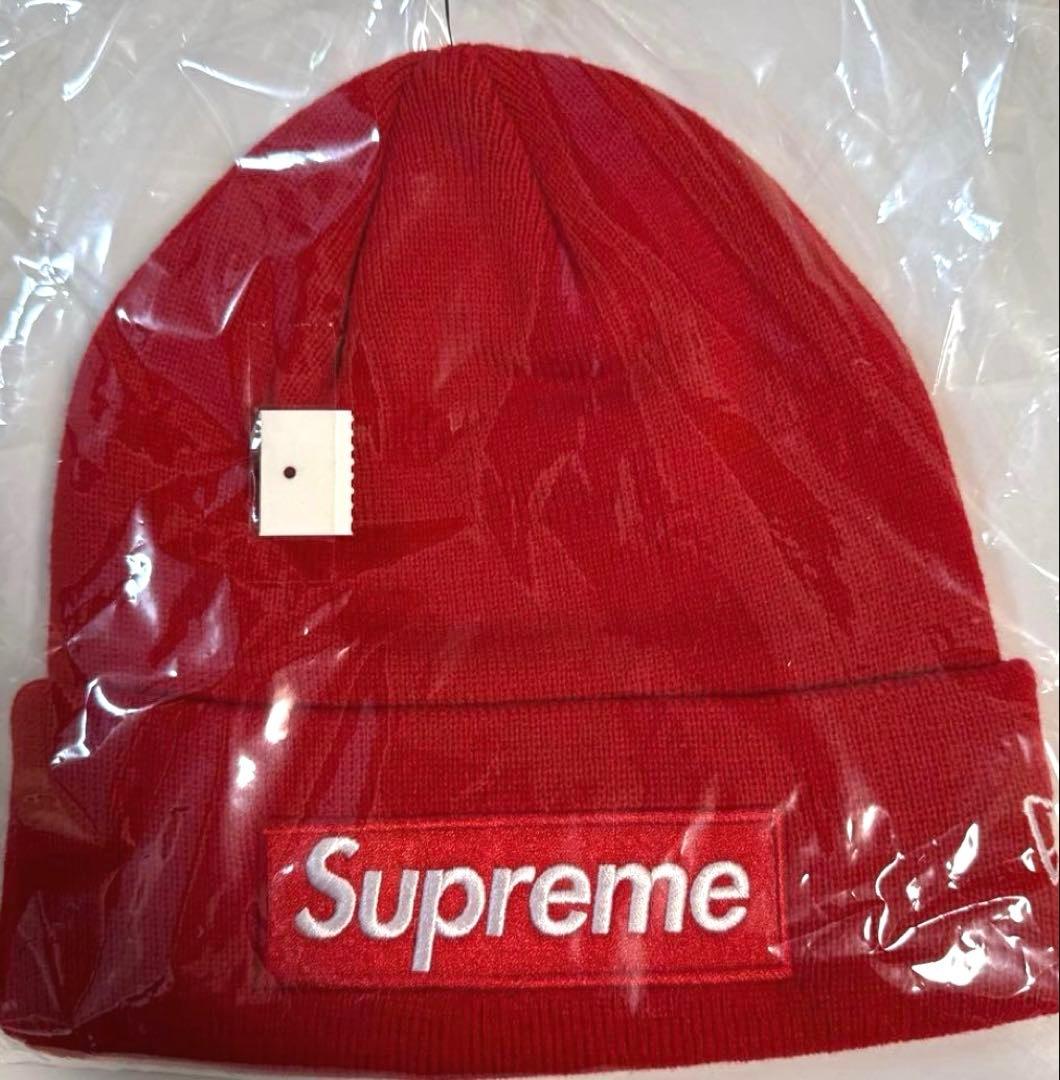 New Era® Box Logo Beanie Red 赤色