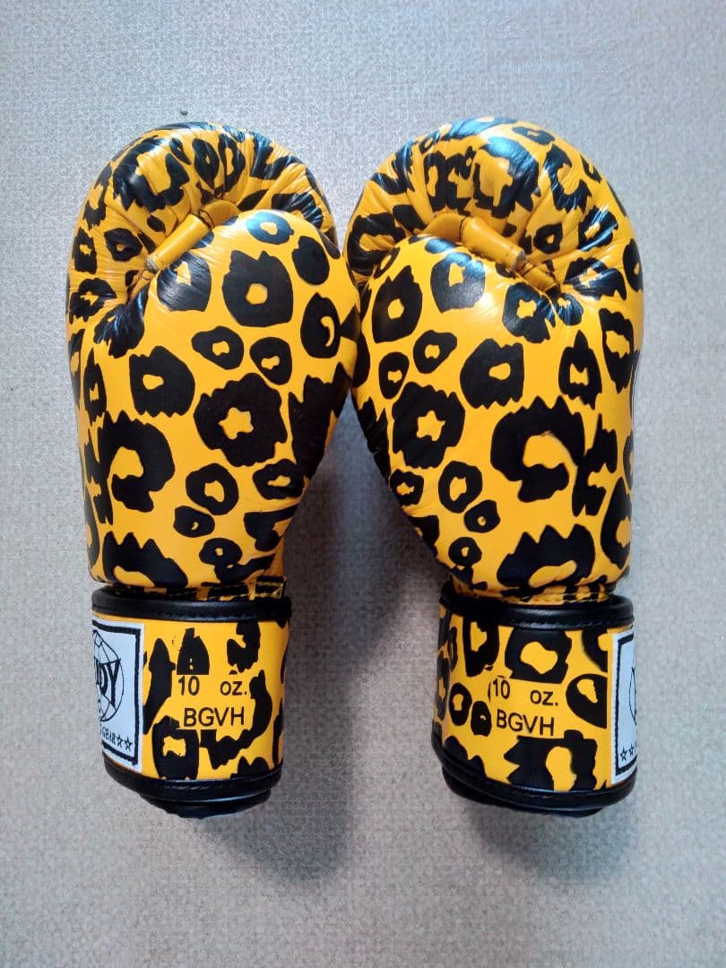 本革製WINDYボクシンググローブ 10oz 黄色＆黒 ヒョウ柄
