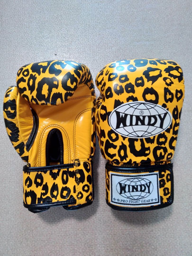 本革製WINDYボクシンググローブ 10oz 黄色＆黒 ヒョウ柄