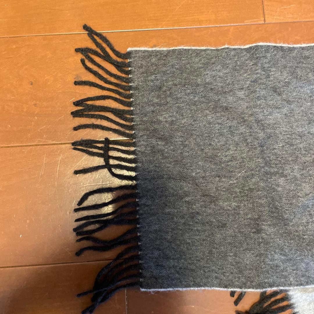 ②ドレイクス DRAKE'S グレー基調　ラムウール　マフラー　未使用　新品