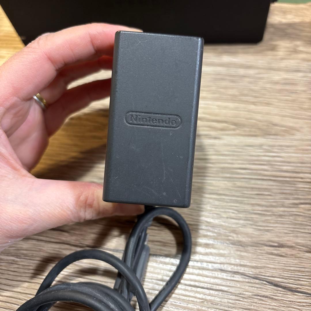 Nintendo Switch 本体 ピンクとミント