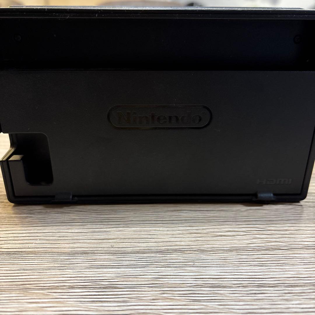 Nintendo Switch 本体 ピンクとミント