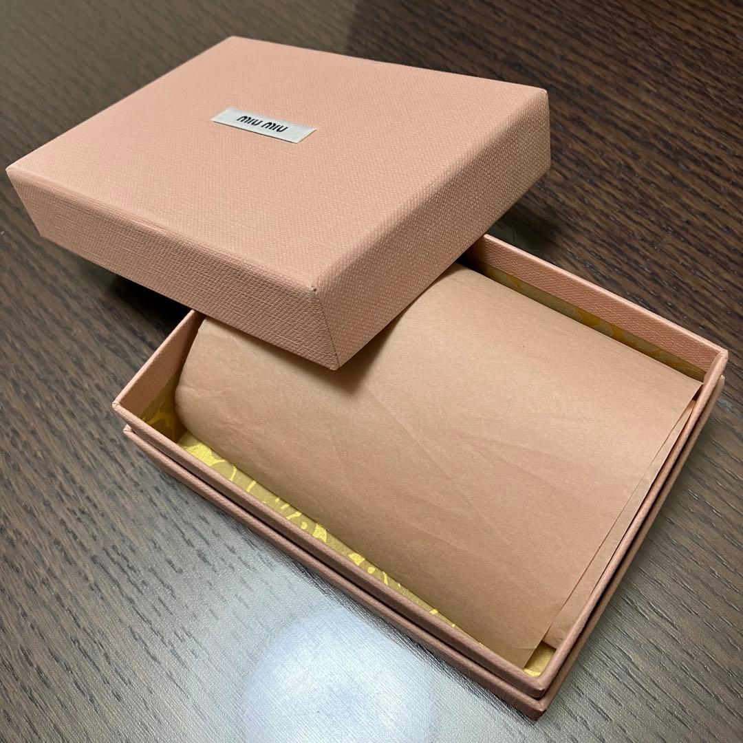 miumiuミュウミュウ リボンのキーケース【新品】