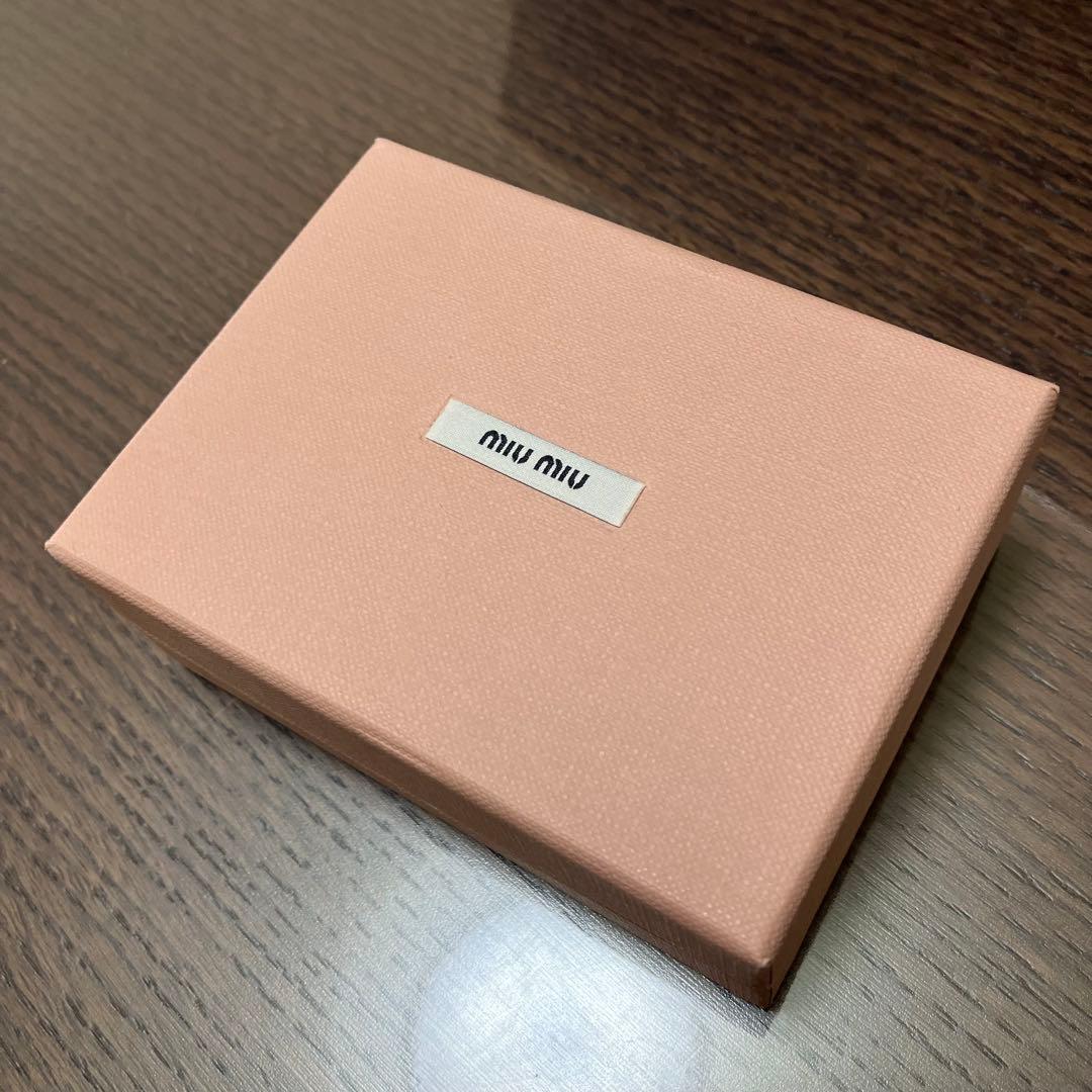 miumiuミュウミュウ リボンのキーケース【新品】