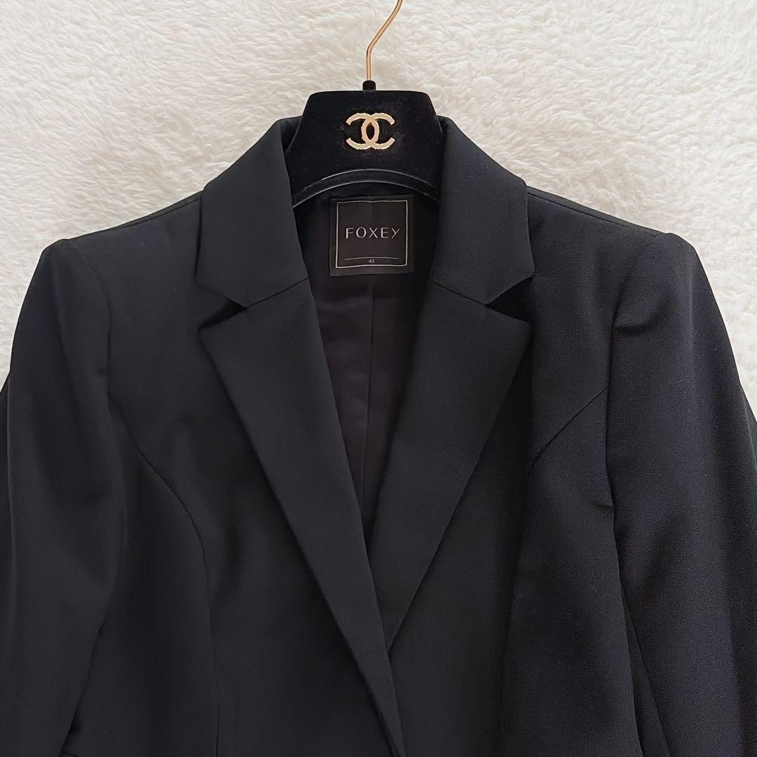 美品✨タグあり【フォクシー】テーラードジャケット ペプラム 黒42 大きなサイズ