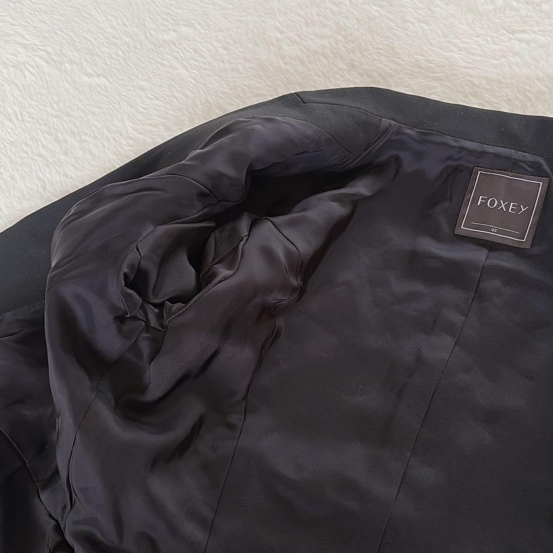 美品✨タグあり【フォクシー】テーラードジャケット ペプラム 黒42 大きなサイズ