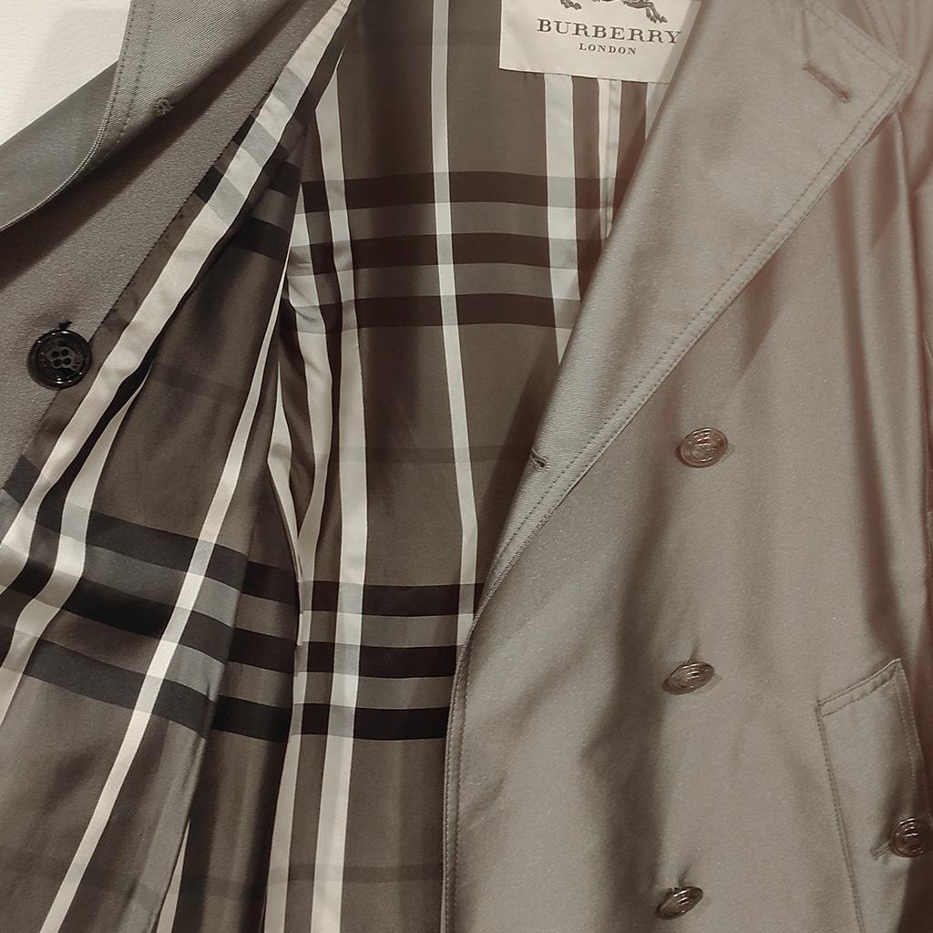 BURBERRY LONDON トレンチコート（シルバー系）UK6