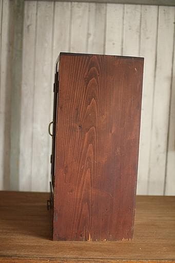 古い小ぶりな木製のガラス戸棚×小引き出し　食器棚　本棚　キャビネット　古家具