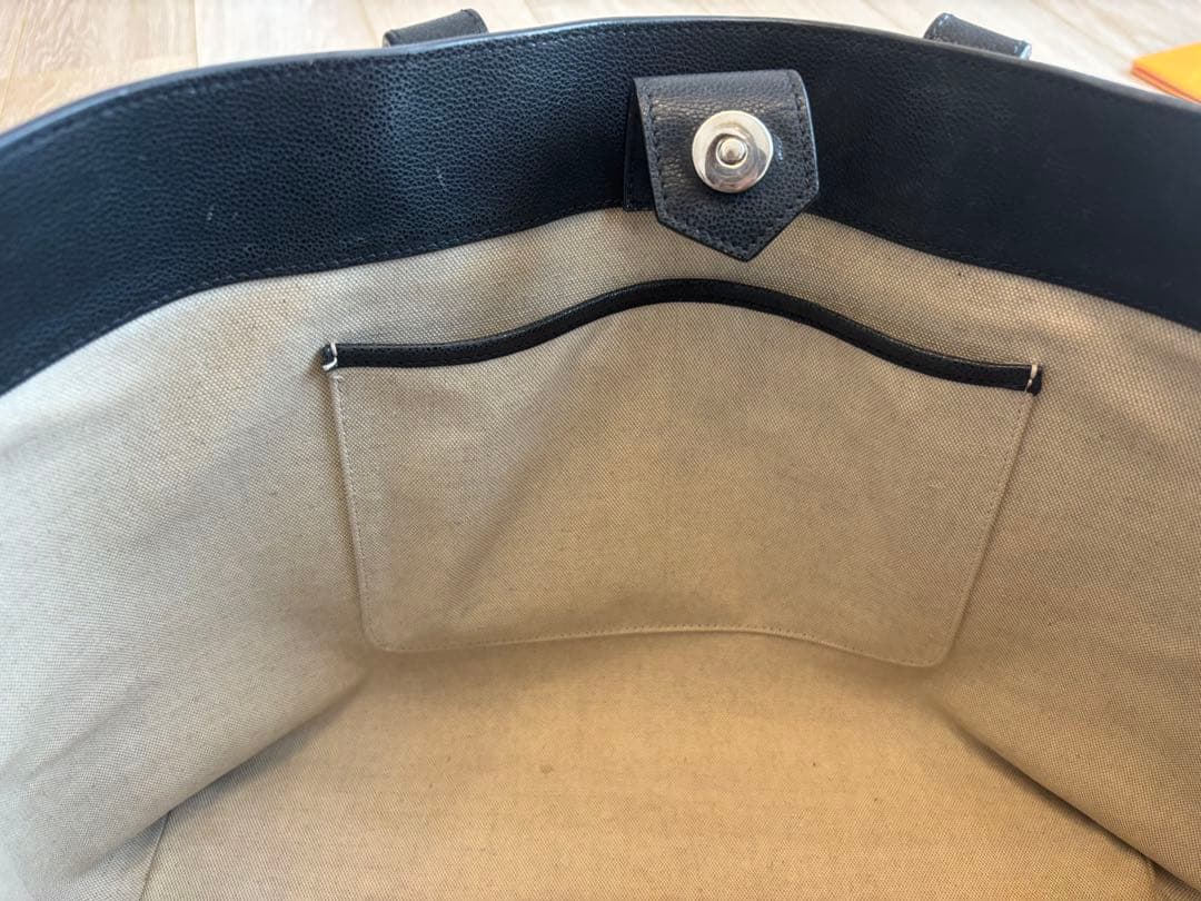 JIMMY CHOO クリスタルバックル　トートバッグ