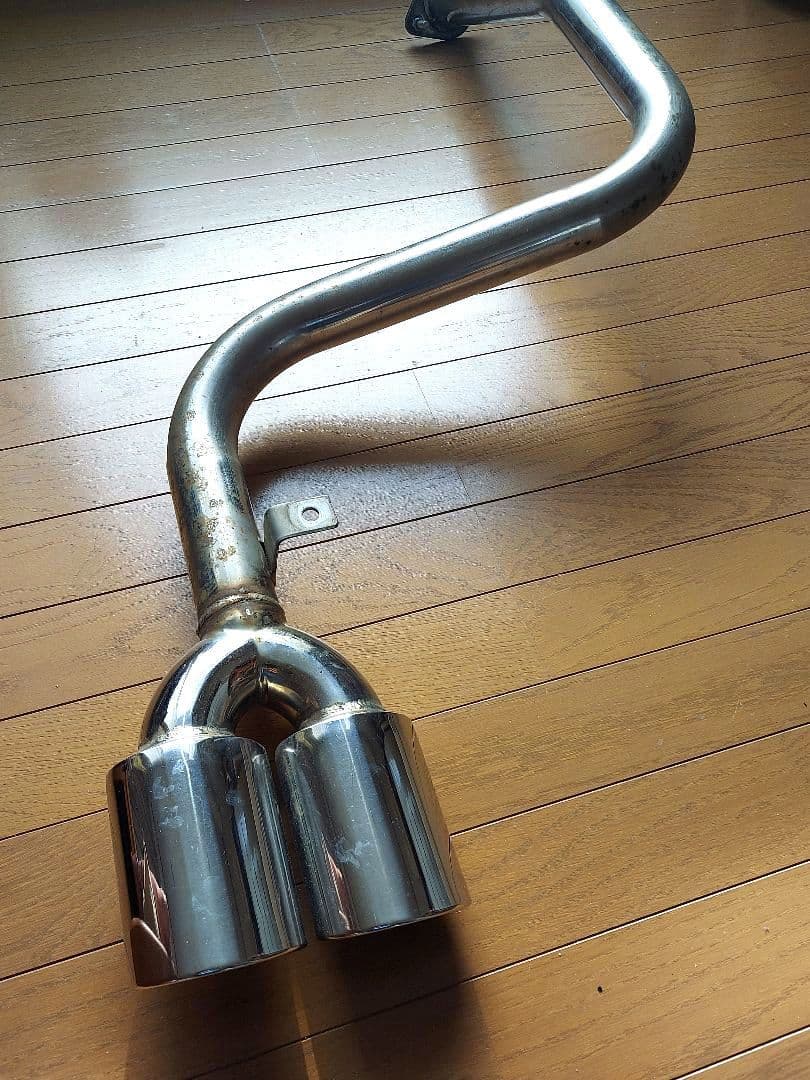 12/15まで期間値下げ！ダイハツマフラー　ステンレス 2本センター出しマフラー