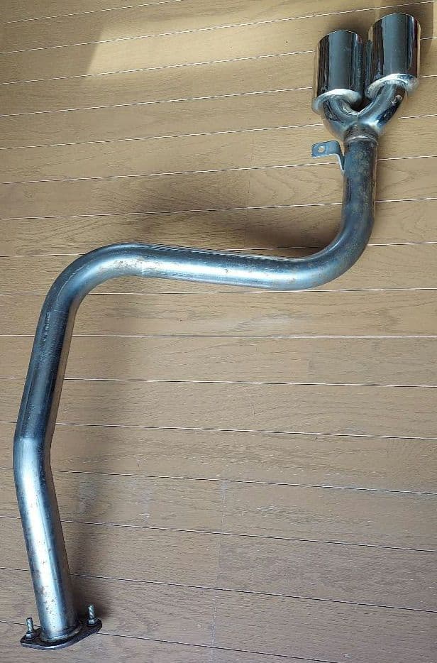 12/15まで期間値下げ！ダイハツマフラー　ステンレス 2本センター出しマフラー