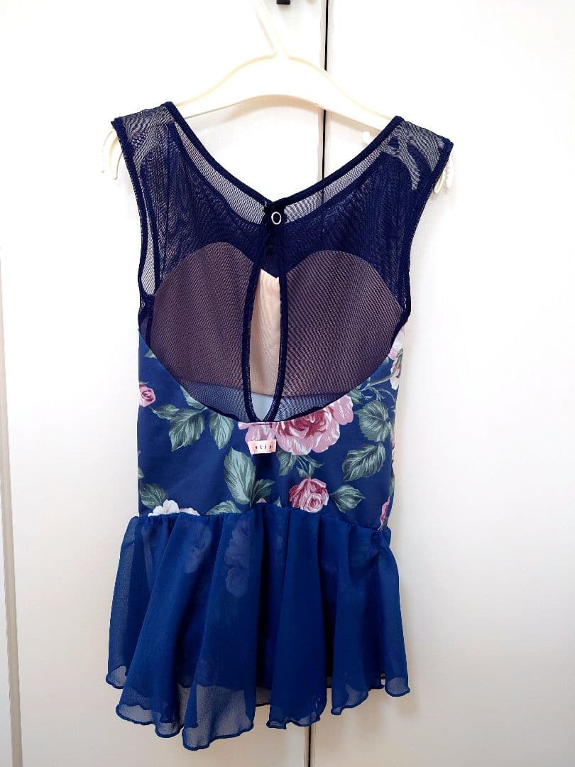 stina ネイビー花柄レオタード　kids 110〜120