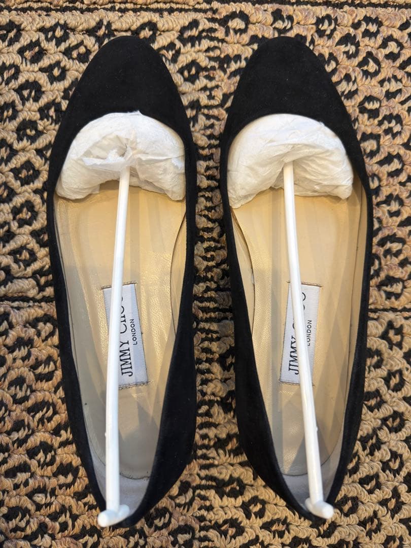 12/8までの掲載　JIMMY CHOO ブラック フラットシューズ