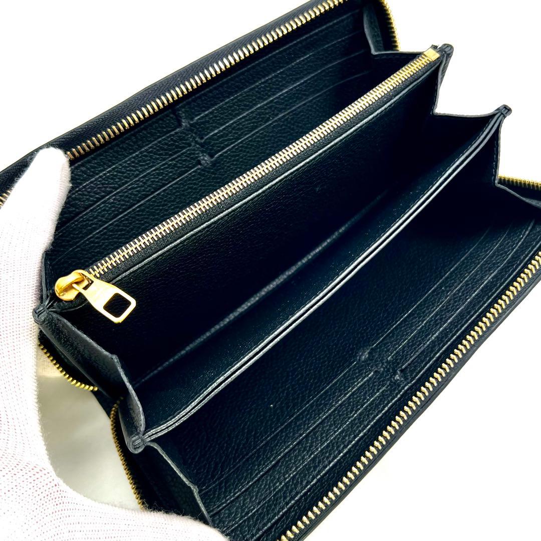 aya-s アンプラント バイカラー モノグラム ジッピーウォレット