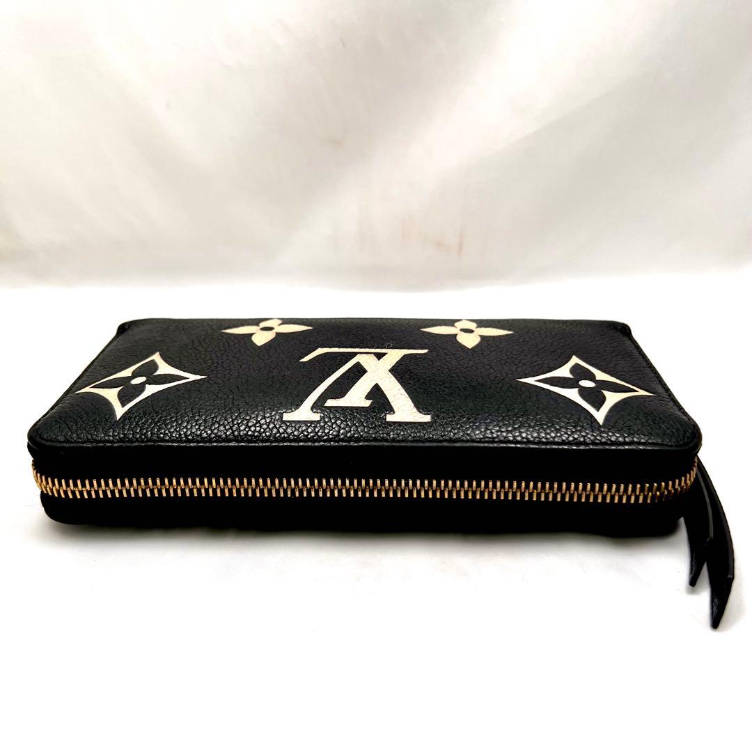aya-s アンプラント バイカラー モノグラム ジッピーウォレット