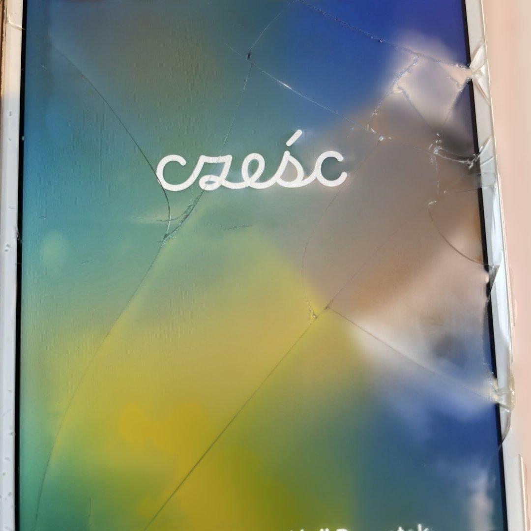 Apple iPhone 8 ピンクゴールド