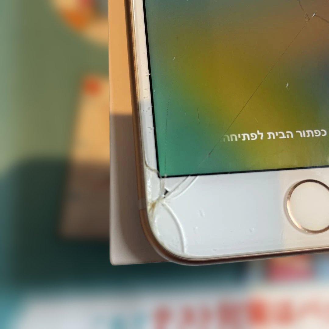 Apple iPhone 8 ピンクゴールド