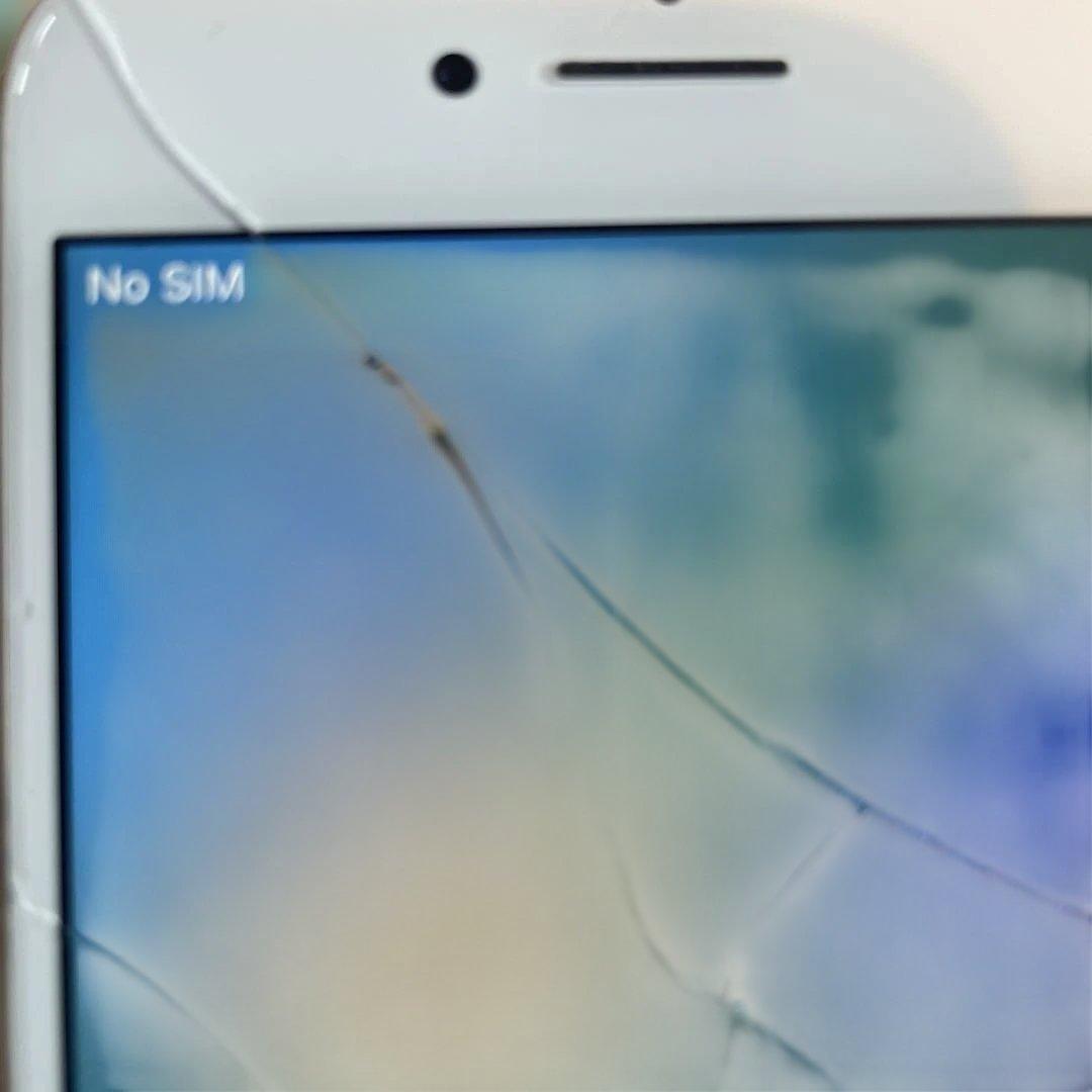 Apple iPhone 8 ピンクゴールド