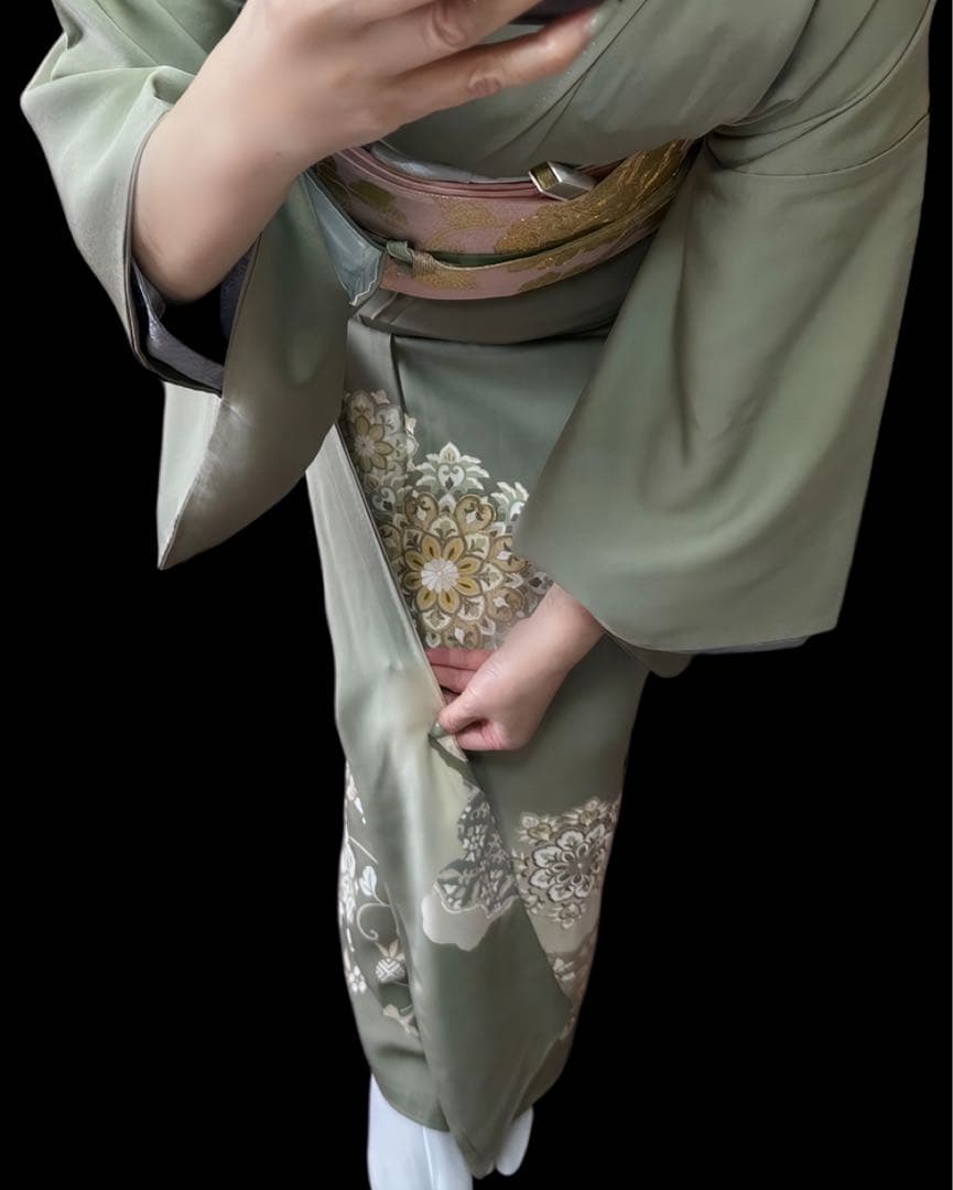 ゲリラセール！極逸品 正絹 縫い紋（刺繍紋）付き