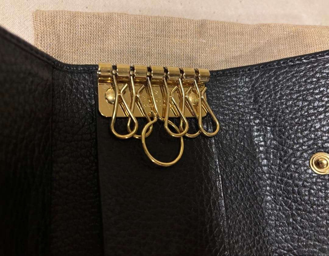 GUCCI グッチ GGマーモント ブラック レザー製 6連キーケース