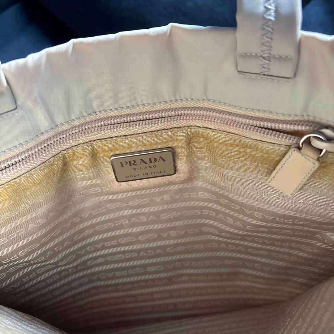 プラダ トートバッグ ベージュ