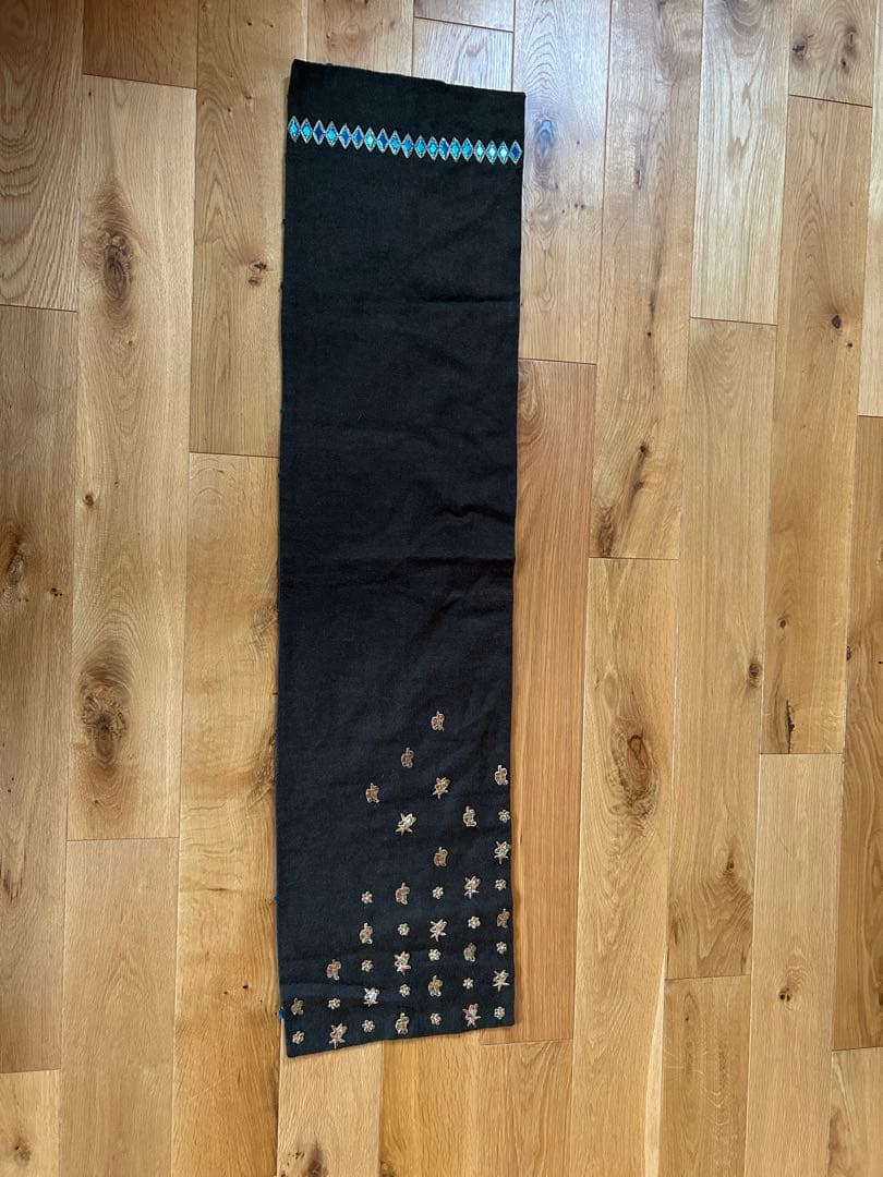 ドリスヴァンノッテン　ストール　ビーズ　刺繍