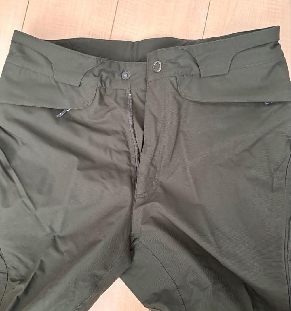 週末セール❕【美品】Patagonia パタゴニア スノボウェア パンツ 深緑