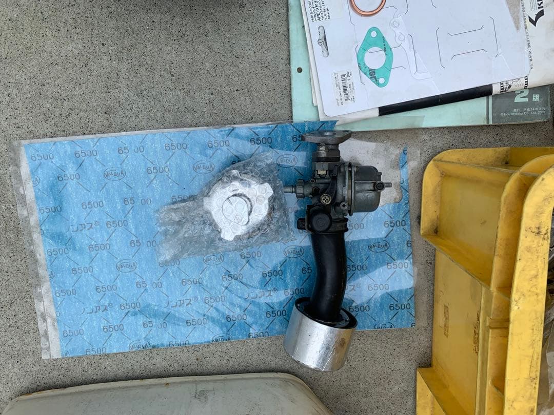 ホンダエイプ 50エンジン　ボアアップ　82cc エンジンとキャブレターのみ