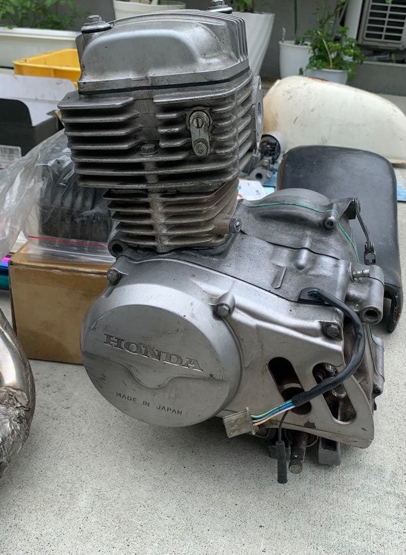 ホンダエイプ 50エンジン　ボアアップ　82cc エンジンとキャブレターのみ