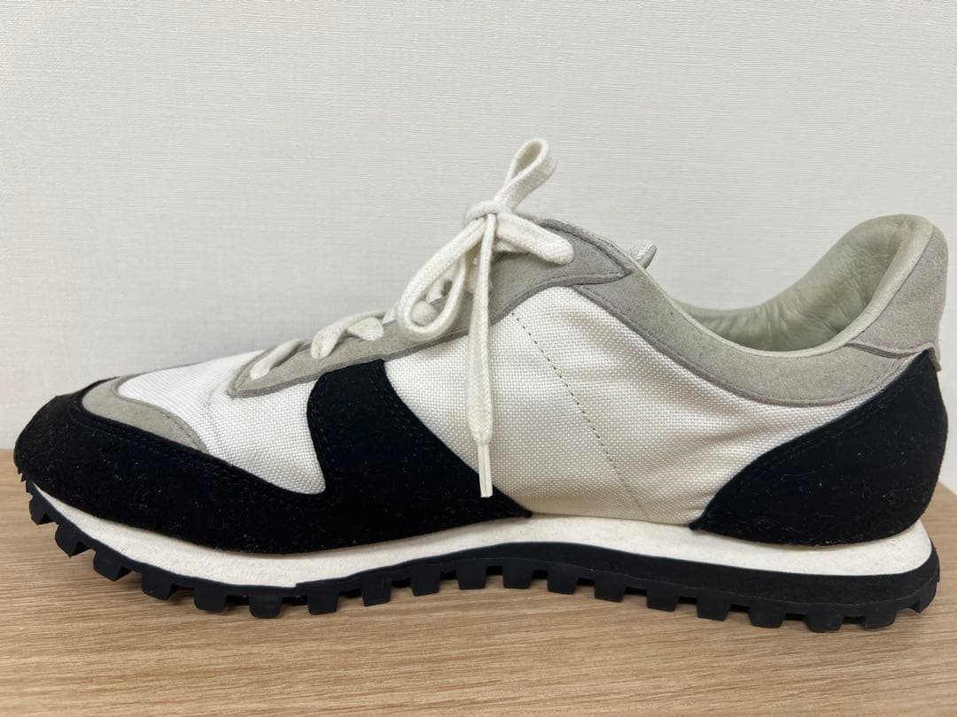 NOVESTA ノヴェスタ マラソントレイル ホワイト ブラック ベージュ