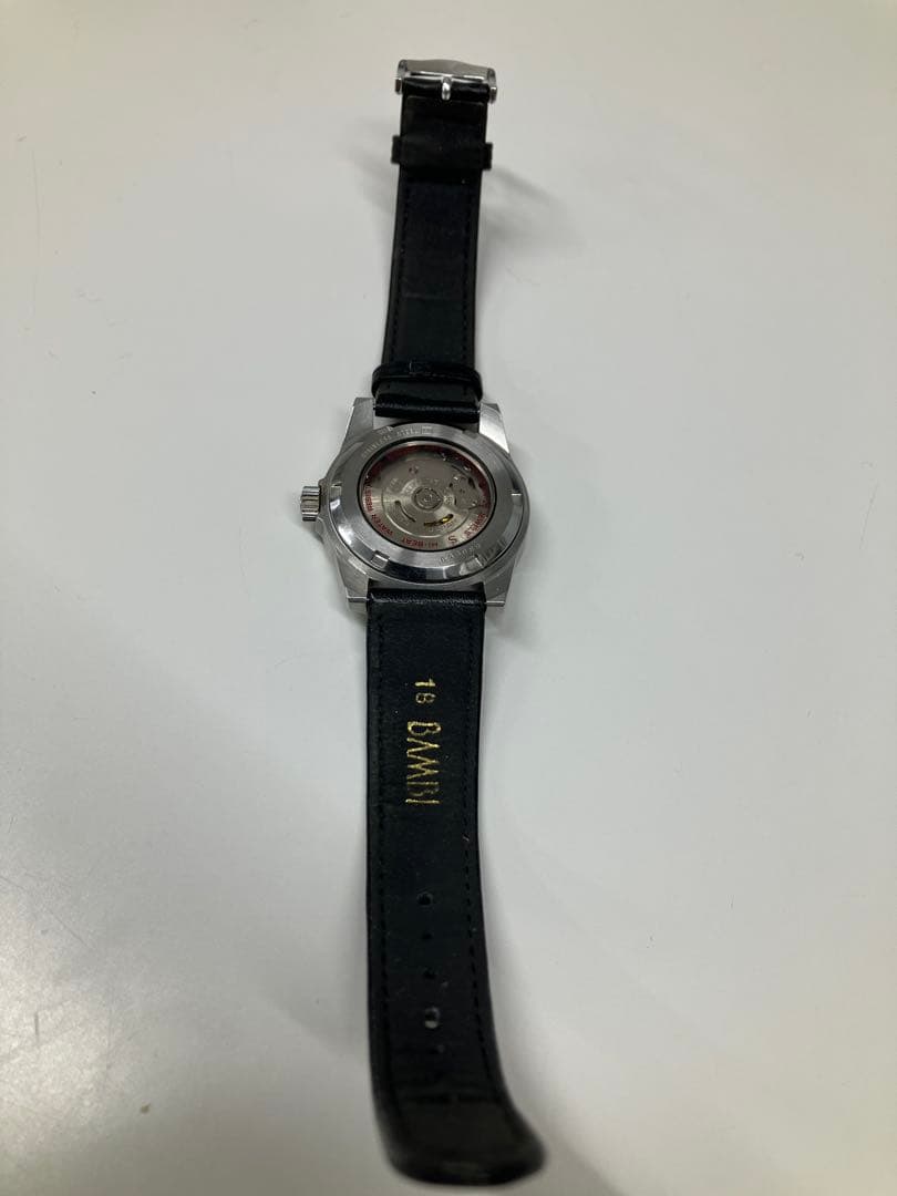 SEIKO 赤SUS　ブラックダイヤル　革ケース付【ベルト社外品】