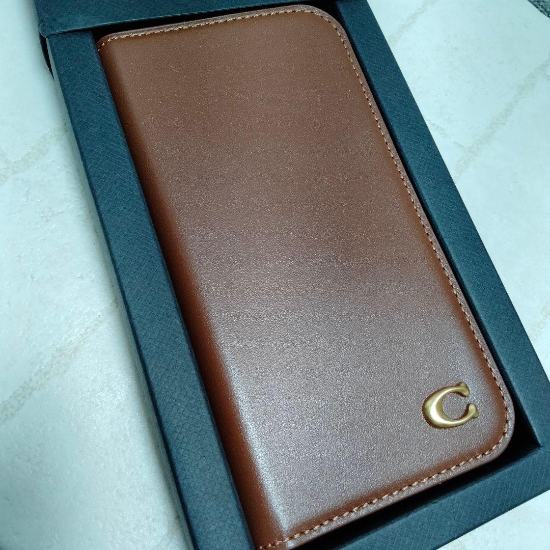 COACH コーチ シグネチャー レザー ウォレット iPhone 16 Pro