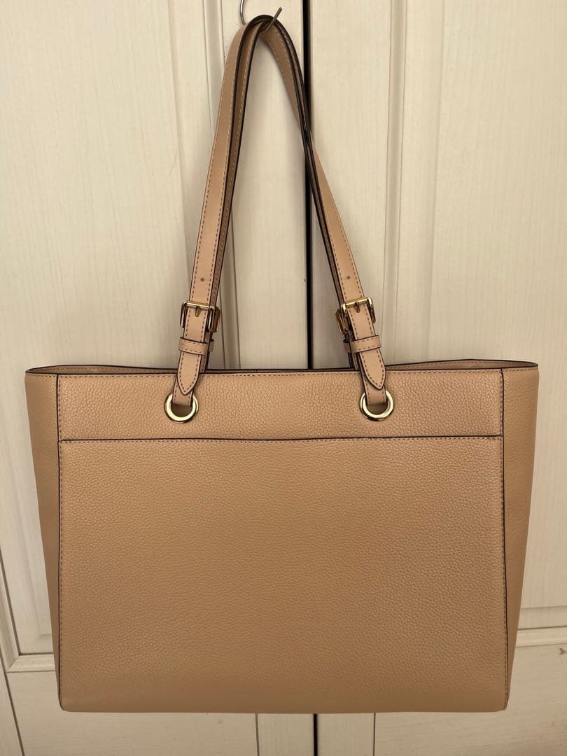 未使用MICHAEL KORS 上品なトートバッグ　収納充実　ベージュ系