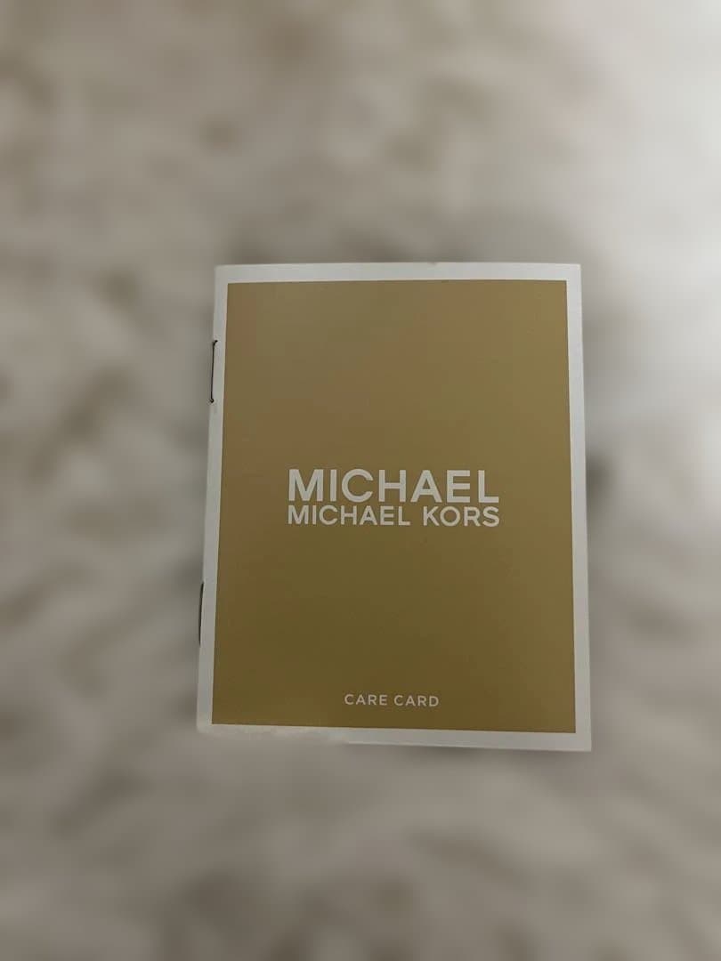 未使用MICHAEL KORS 上品なトートバッグ　収納充実　ベージュ系