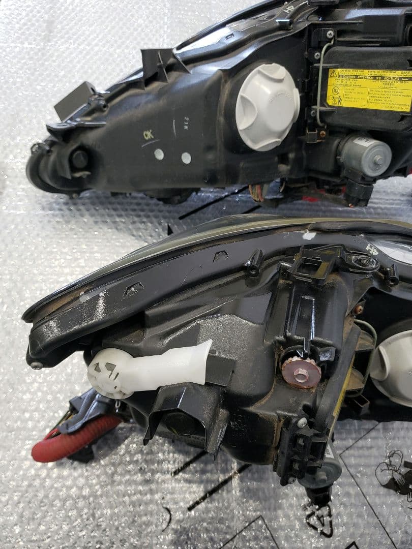 LEXUS IS250 後期純正ヘッドライト⭐中古⭐左右セット⭐クリア塗装済み❗
