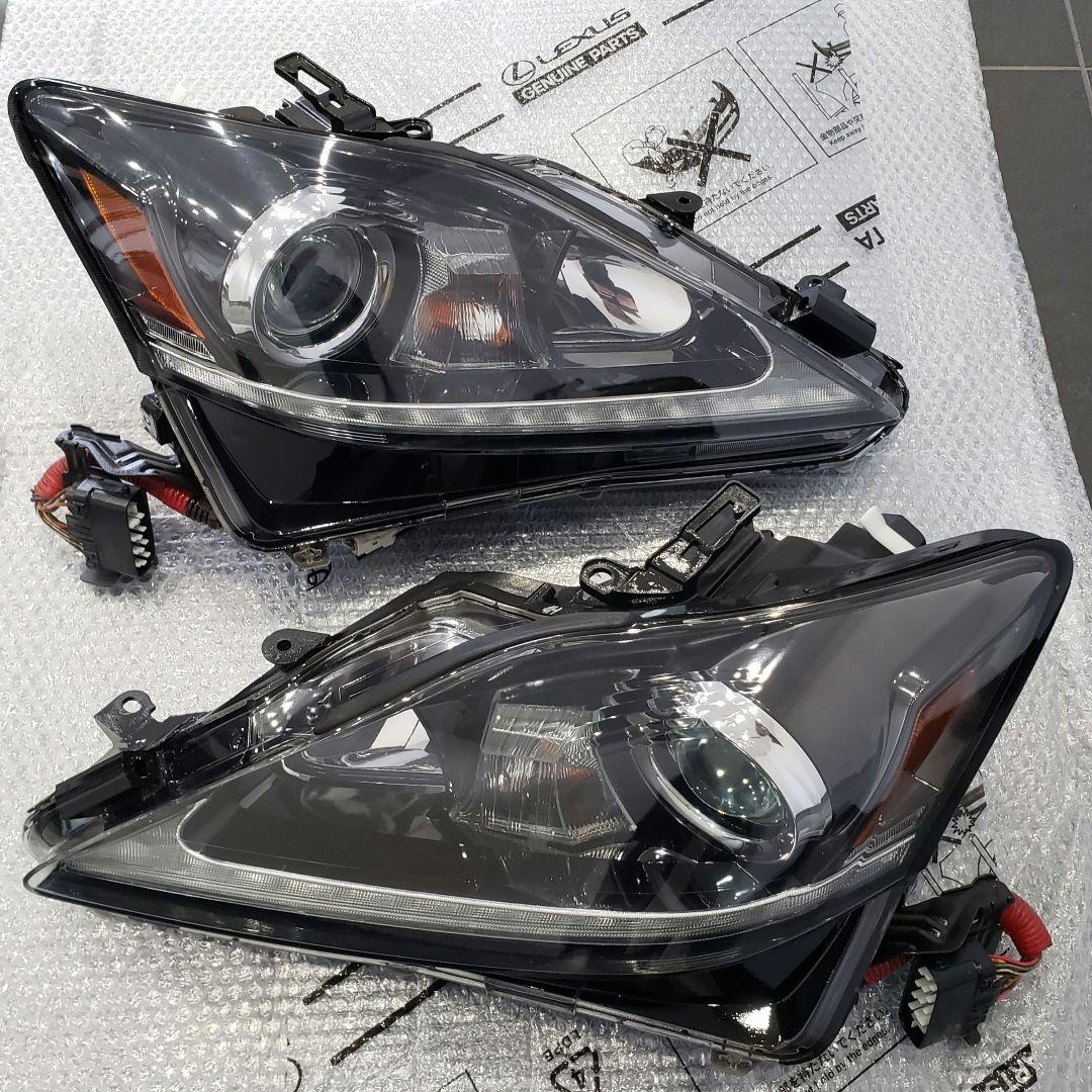 LEXUS IS250 後期純正ヘッドライト⭐中古⭐左右セット⭐クリア塗装済み❗