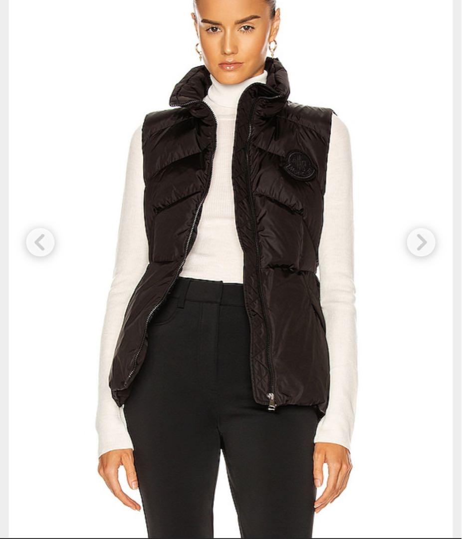 ＊モンクレール ベスト ダウン size0 黒ロゴワッペン 定価12.7万円＊