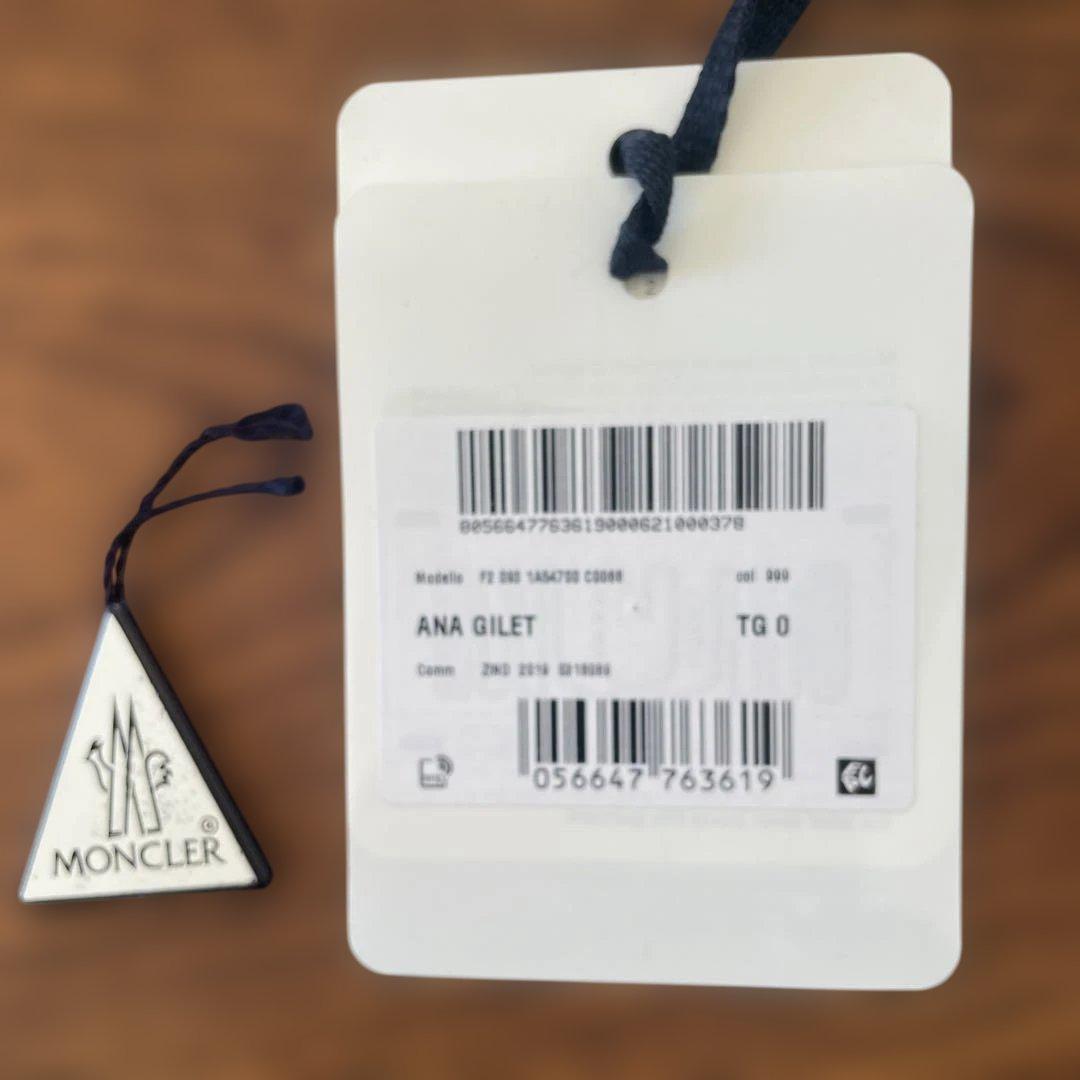 ＊モンクレール ベスト ダウン size0 黒ロゴワッペン 定価12.7万円＊