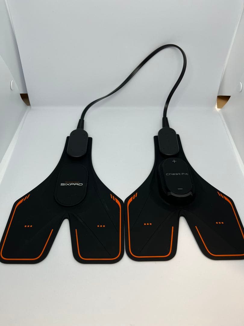 シックスパッド　Chest Fit