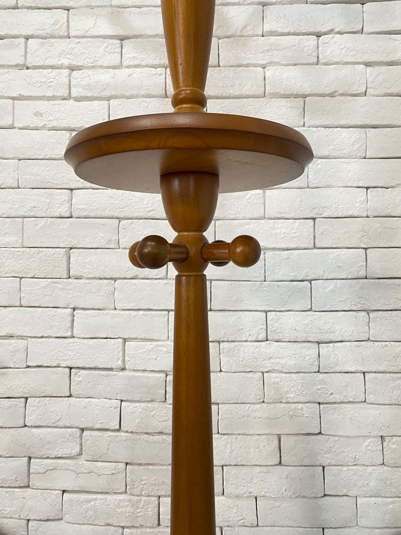 【グレ―プ　】都内　日時指定　定価5万円　木製　ポールスタンド