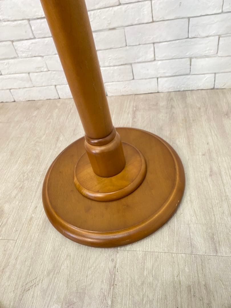 【グレ―プ　】都内　日時指定　定価5万円　木製　ポールスタンド