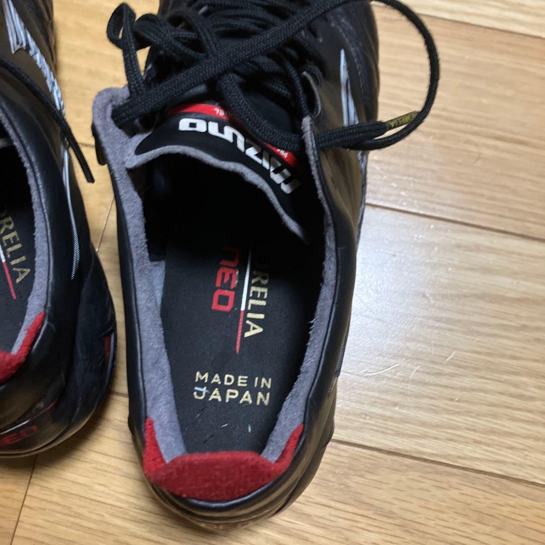 ミズノモレリアネオ4ブラック