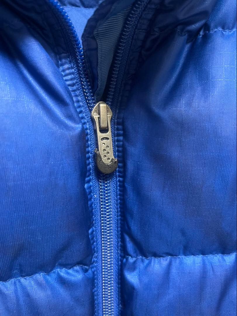 Patagonia ダウンベスト 青