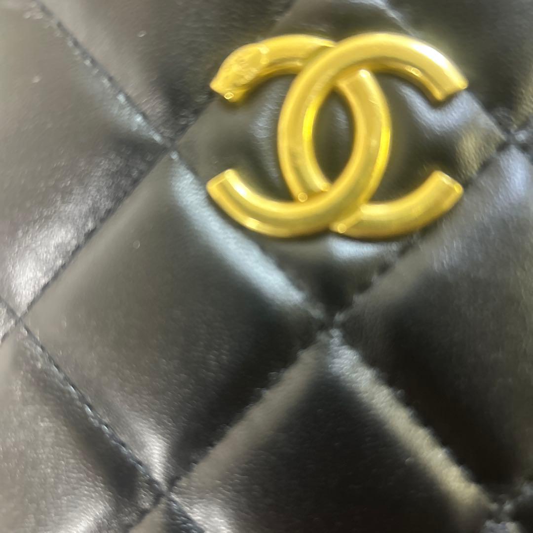 【早い物勝ち】終末価格ノベルティCHANELショルダーカバン