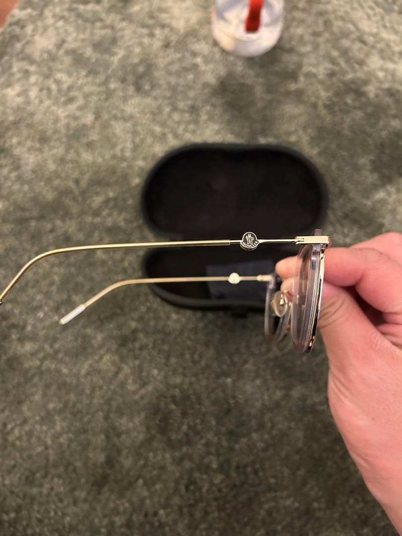 モンクレールサングラス