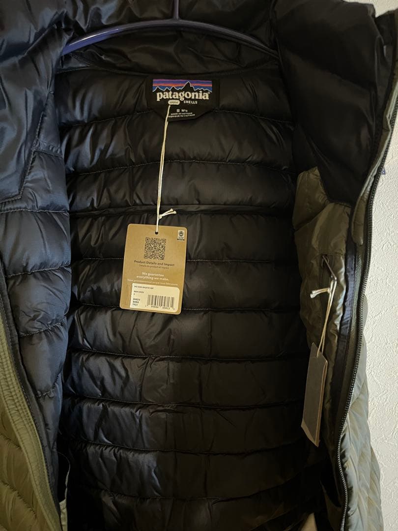 patagonia メンズ・ダウン・セーター・ベストS basln green