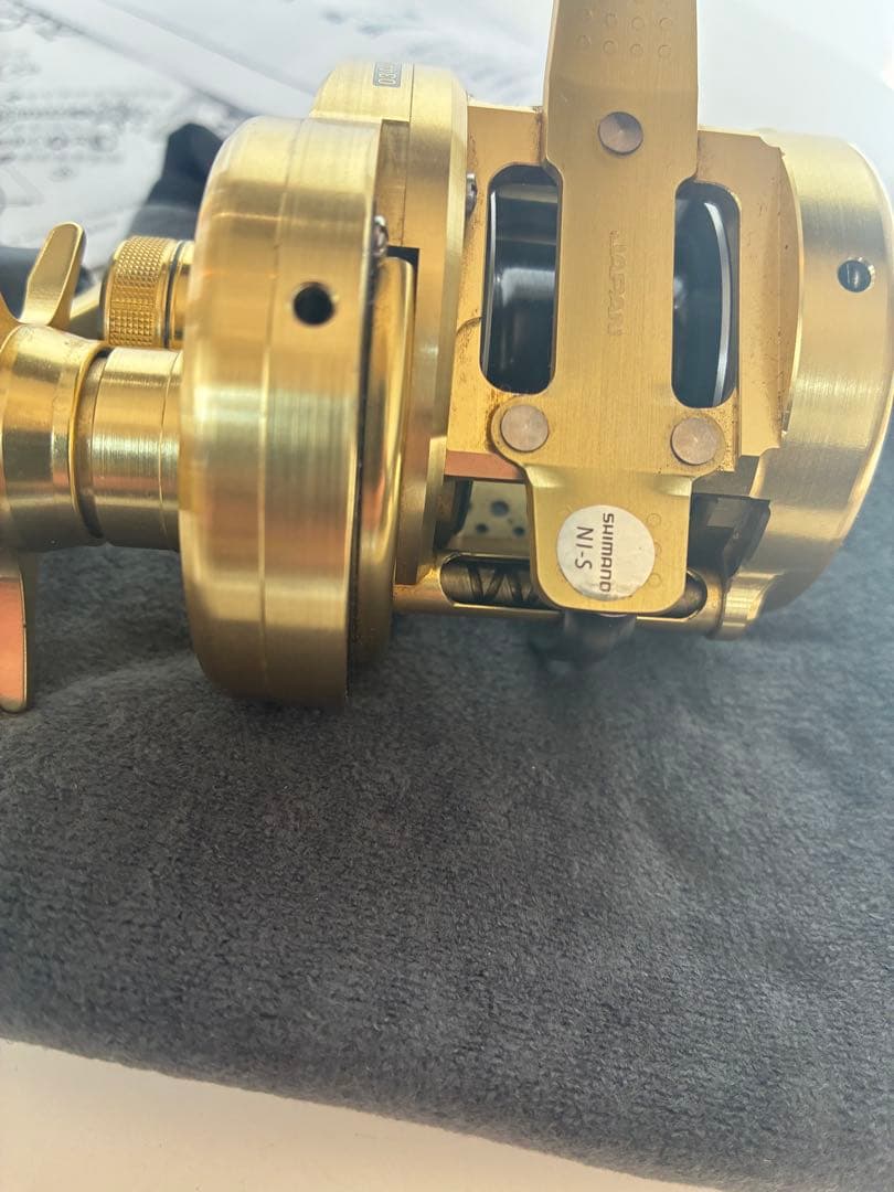 シマノ　15カルカッタコンクエスト201 HG