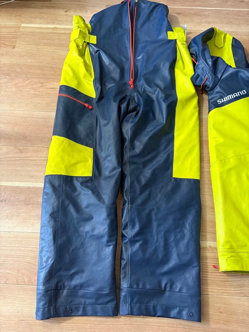 超大特価❣️シマノ　マリンコールドウェザースーツ　RB-035N PU 防寒着